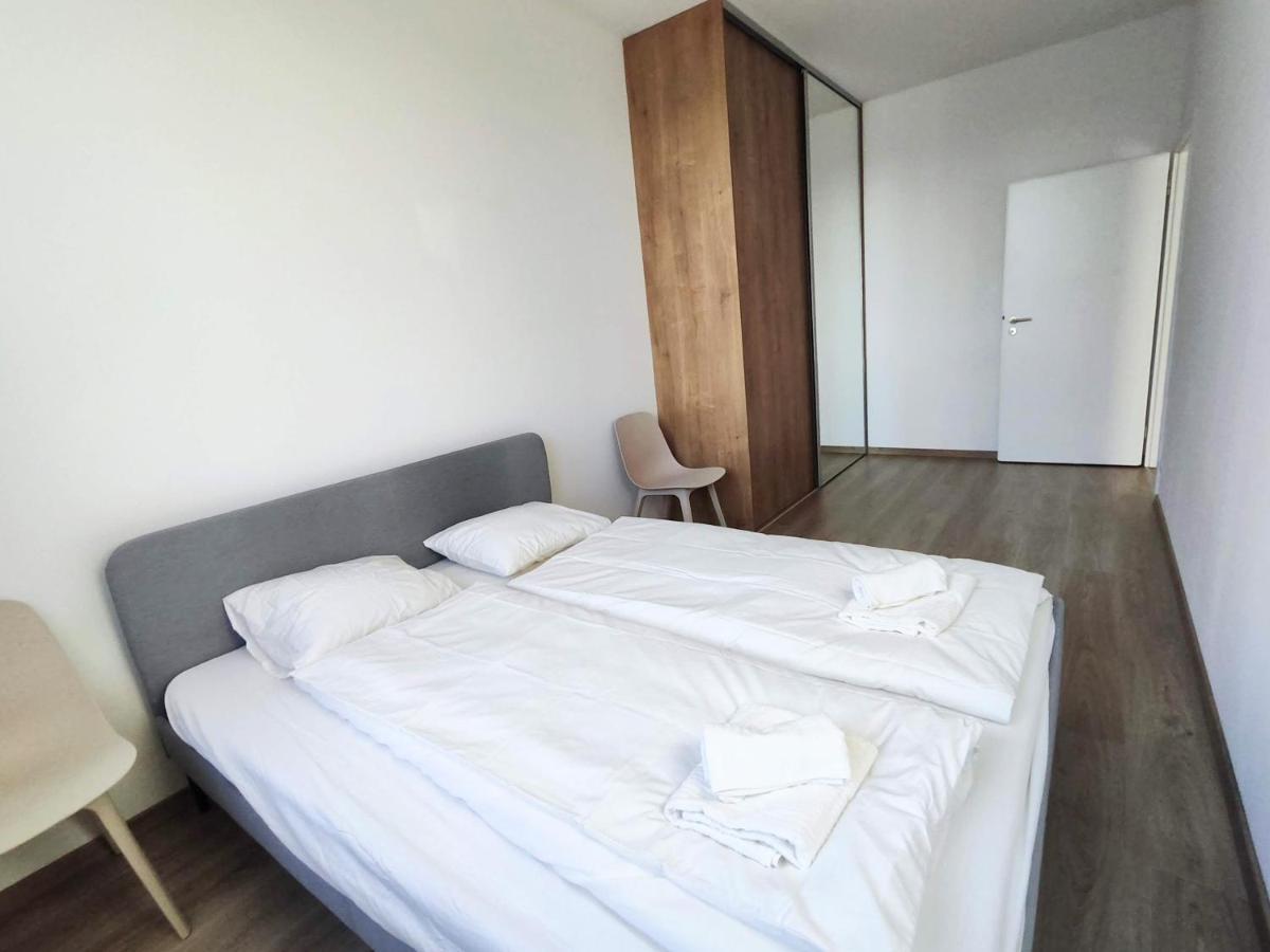 Schanz - Quietly Oriented - Private Parking - Balcony ブラチスラヴァ エクステリア 写真